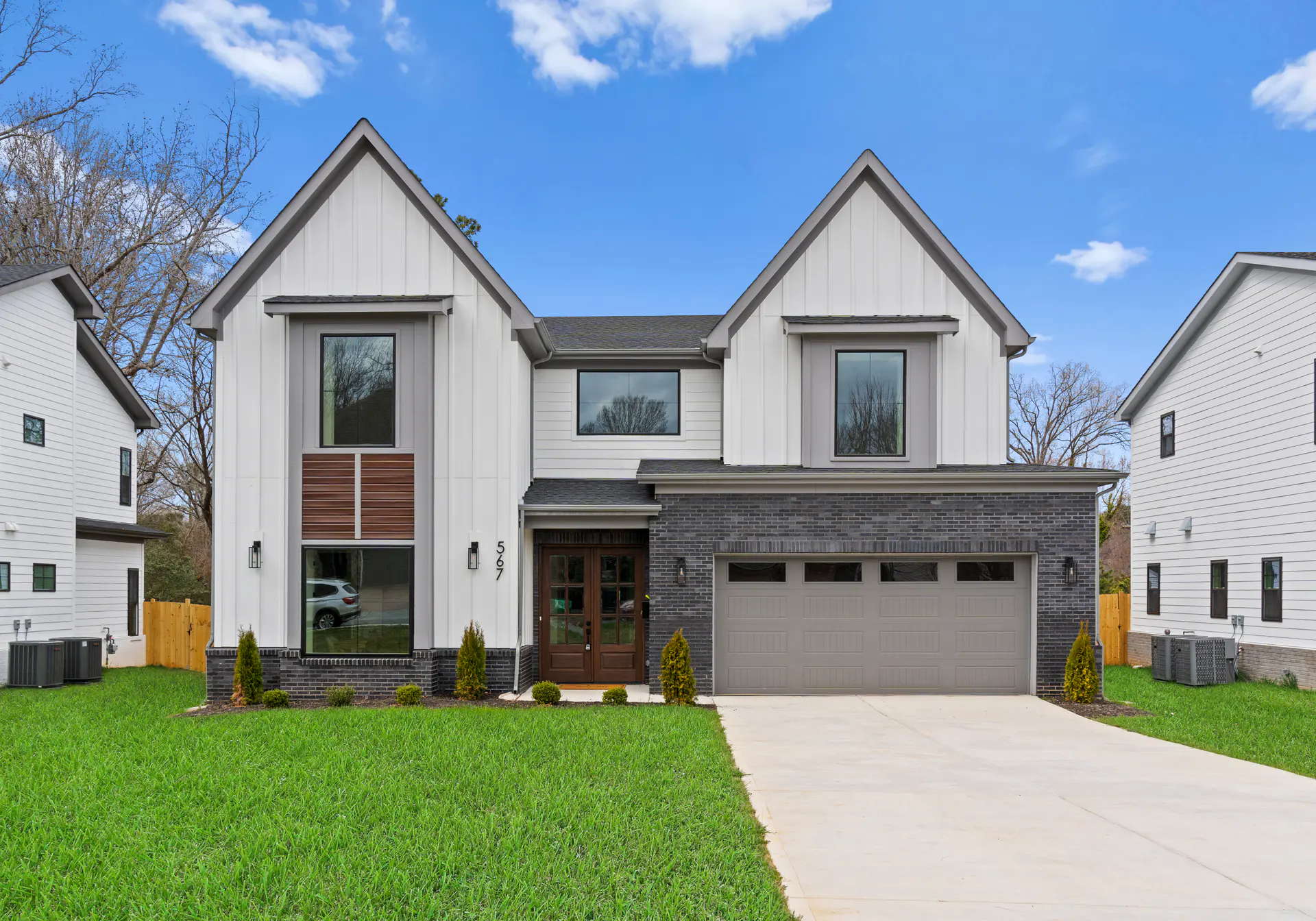 Completed exterior of the residence at 567 Lyttleton Dr in Cotswold.