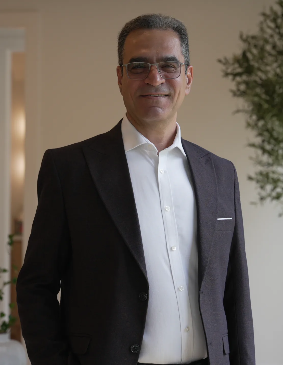 Portrait of Hosein Elhami, Project Manager at Amin Ventures.