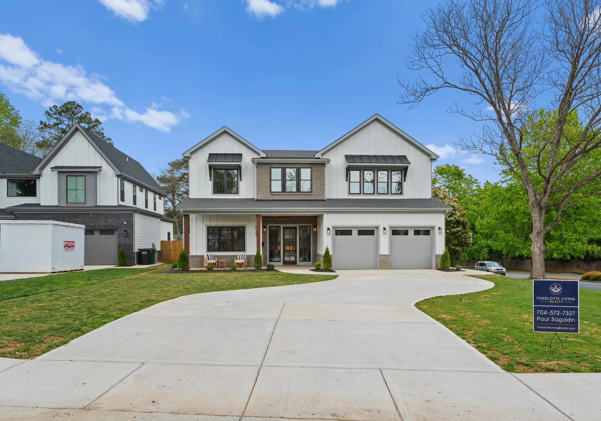 Front exterior of the completed 571 Lyttleton Dr home